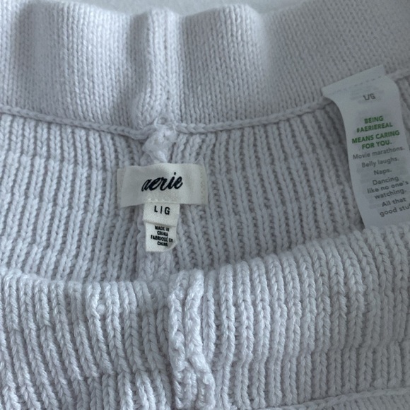 White crochet shorts - Picture 2 of 4